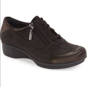dansko loretta
